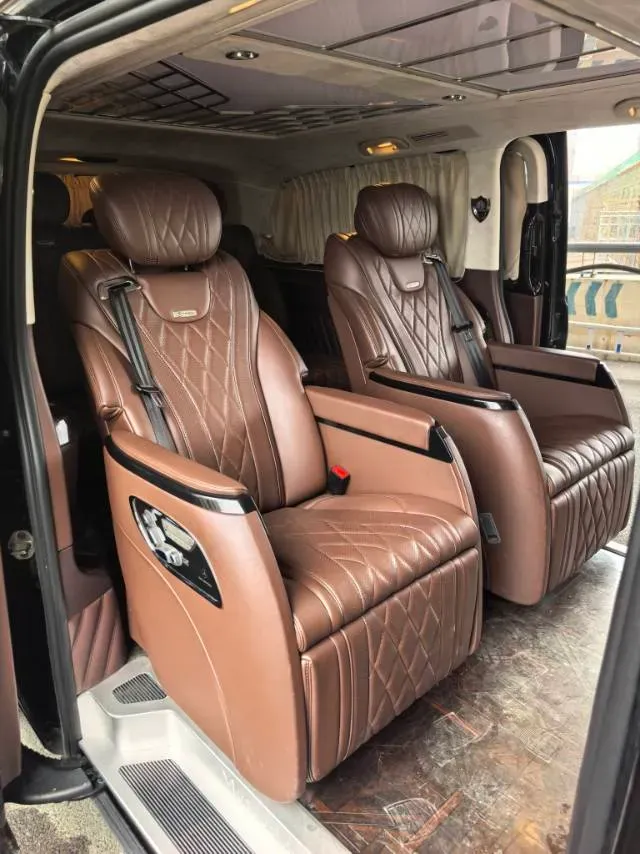 2020 Mercedes-Benz Vito 2.0T 211HP L4 9AT,autocango,china used car exporter,china ev exporter,chinese used car exporter,chinese used ev exporter