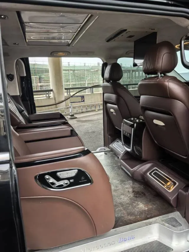 2020 Mercedes-Benz Vito 2.0T 211HP L4 9AT,autocango,china used car exporter,china ev exporter,chinese used car exporter,chinese used ev exporter