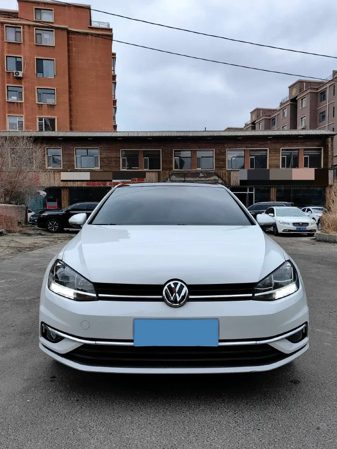 2018 Volkswagen Golf 1.6L 110HP L4 6AT,autocango,china used car exporter,china ev exporter,chinese used car exporter,chinese used ev exporter
