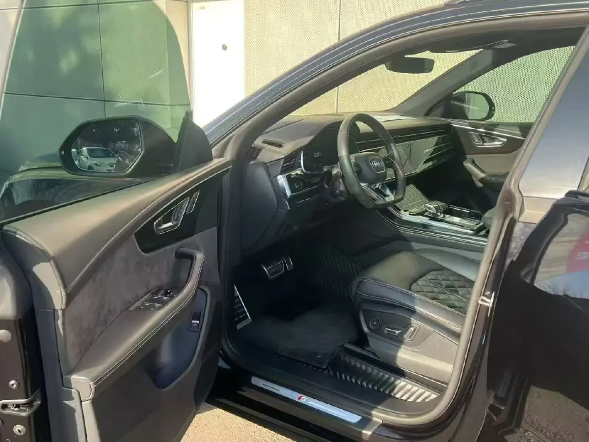 2019 Audi Q8 3.0T 340HP V6 8AT,autocango,china used car exporter,china ev exporter,chinese used car exporter,chinese used ev exporter
