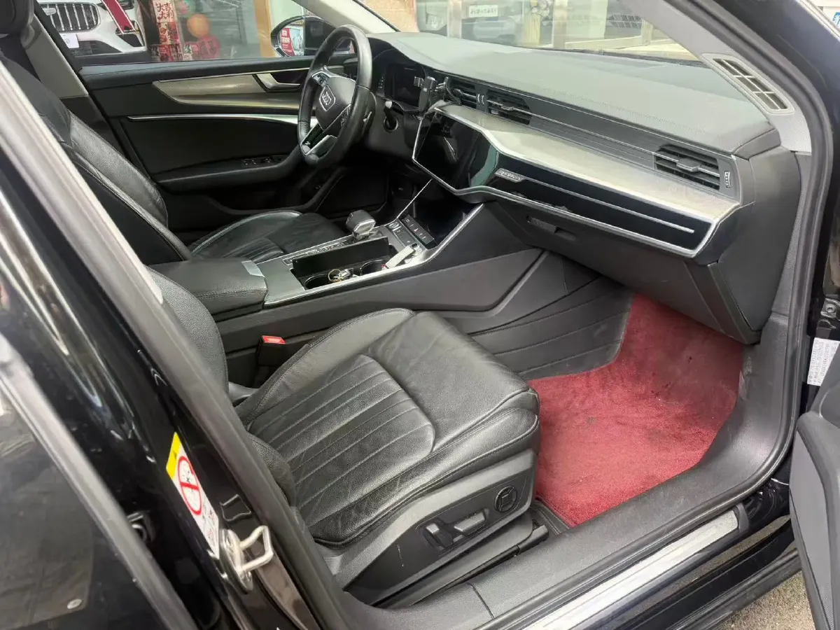 2019 Mercedes-Benz GLC Class 2.0T 245HP L4 9AT,autocango,china used car exporter,china ev exporter,chinese used car exporter,chinese used ev exporter