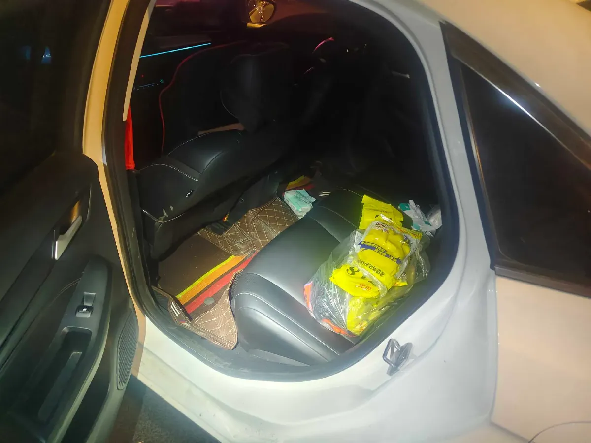 2021 Ford Escort 1.5L 122HP L3 6AT,autocango,china used car exporter,china ev exporter,chinese used car exporter,chinese used ev exporter