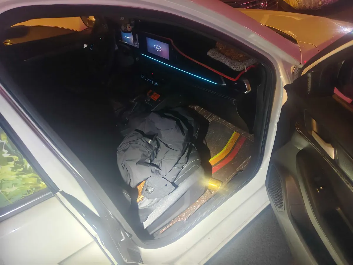 2021 Ford Escort 1.5L 122HP L3 6AT,autocango,china used car exporter,china ev exporter,chinese used car exporter,chinese used ev exporter