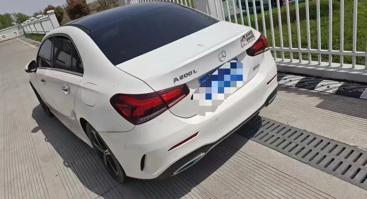 2022 Mercedes-Benz A Class 1.3T 163HP L4 7DCT,autocango,china used car exporter,china ev exporter,chinese used car exporter,chinese used ev exporter