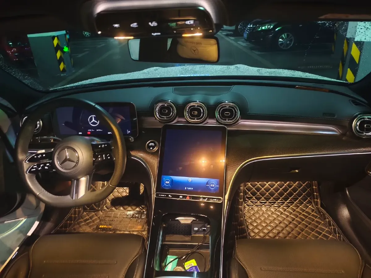 2023 Mercedes-Benz C Class 1.5T 204HP L4 9AT,autocango,china used car exporter,china ev exporter,chinese used car exporter,chinese used ev exporter