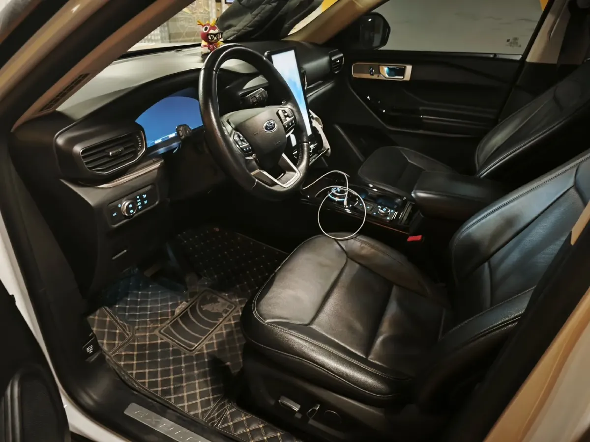 2020 Ford Explorer 2.3T 276HP L4 10AT,autocango,china used car exporter,china ev exporter,chinese used car exporter,chinese used ev exporter