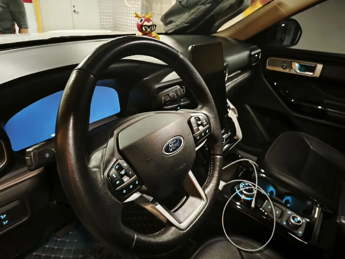2020 Ford Explorer 2.3T 276HP L4 10AT,autocango,china used car exporter,china ev exporter,chinese used car exporter,chinese used ev exporter
