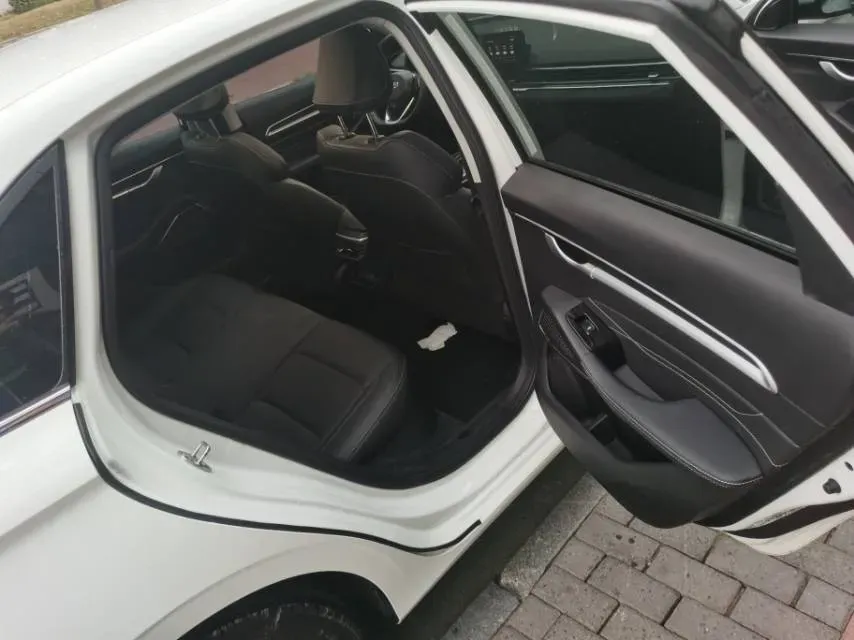 2022 Geely Emgrand 1.5L 114HP L4 CVT,autocango,china used car exporter,china ev exporter,chinese used car exporter,chinese used ev exporter