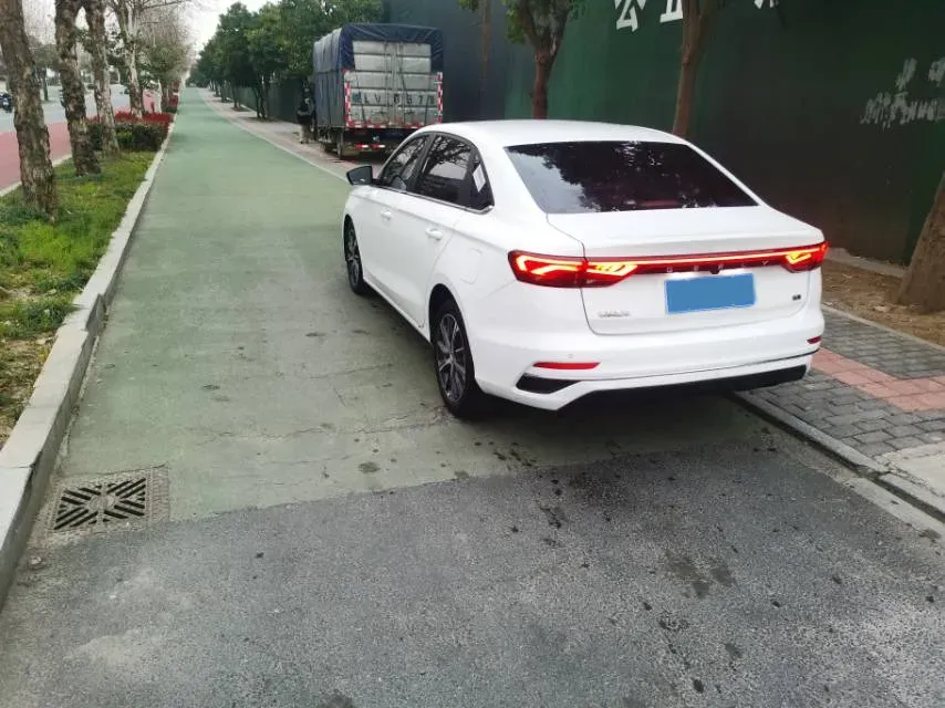 2022 Geely Emgrand 1.5L 114HP L4 CVT,autocango,china used car exporter,china ev exporter,chinese used car exporter,chinese used ev exporter