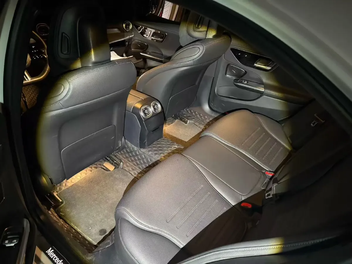 2024 Mercedes-Benz C Class 1.5T 204HP L4 9AT,autocango,china used car exporter,china ev exporter,chinese used car exporter,chinese used ev exporter