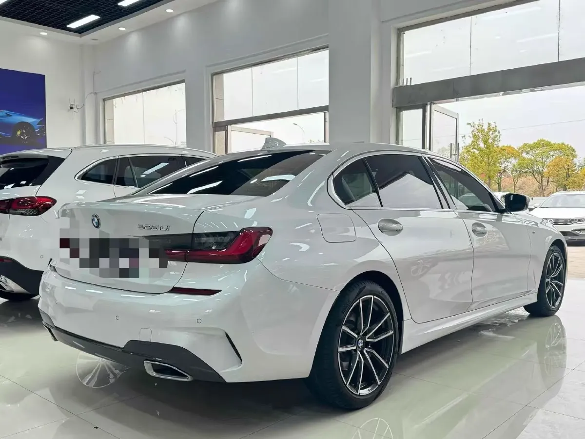 2022 BMW 3 Series 2.0T 184HP L4 8AT,autocango,china used car exporter,china ev exporter,chinese used car exporter,chinese used ev exporter