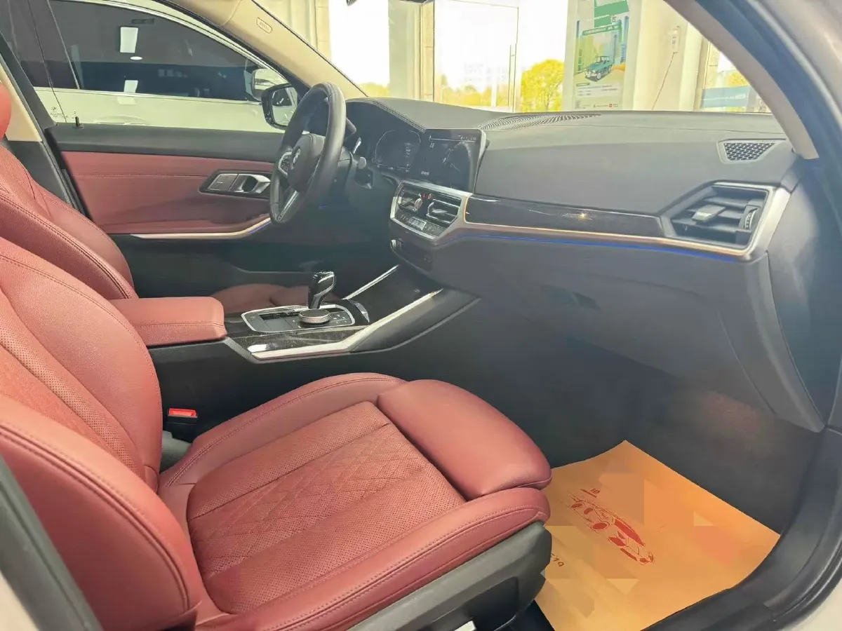 2022 BMW 3 Series 2.0T 184HP L4 8AT,autocango,china used car exporter,china ev exporter,chinese used car exporter,chinese used ev exporter