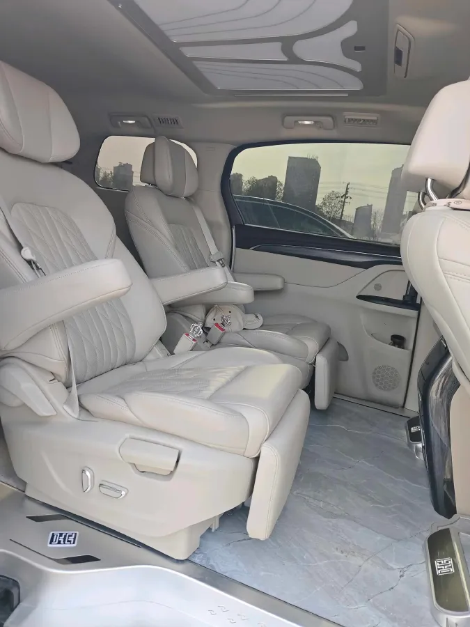 2023 Buick GL8 2.0T 237HP L4 9AT,autocango,china used car exporter,china ev exporter,chinese used car exporter,chinese used ev exporter