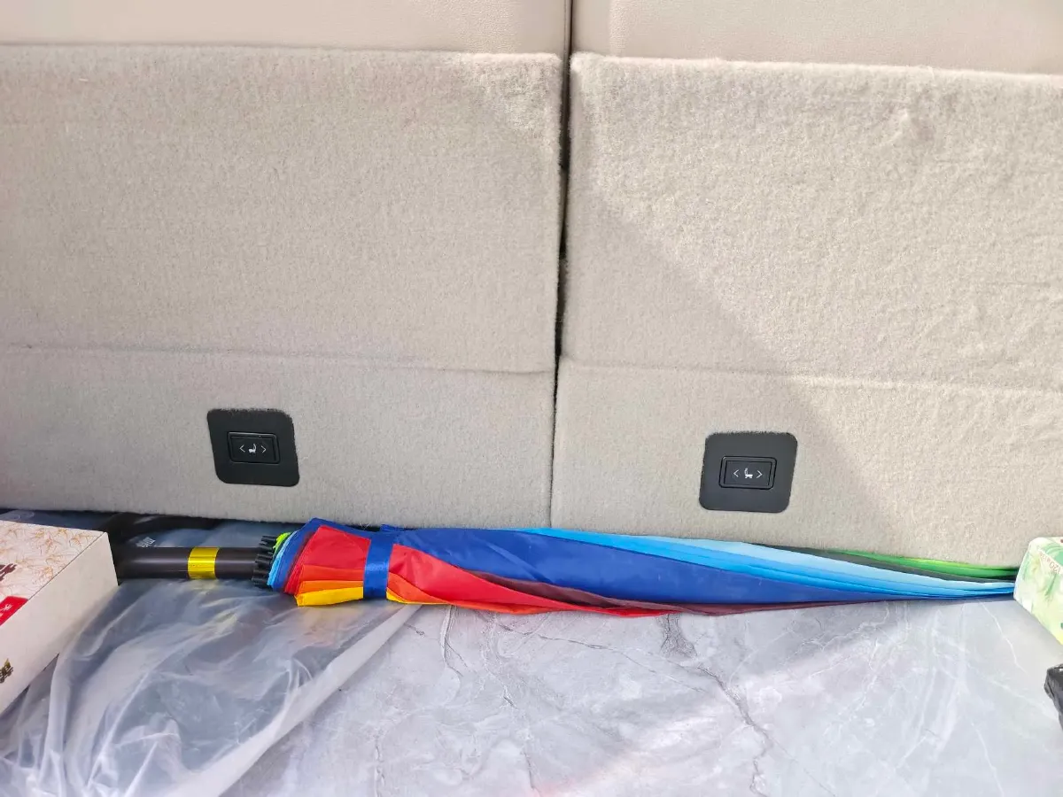 2023 Buick GL8 2.0T 237HP L4 9AT,autocango,china used car exporter,china ev exporter,chinese used car exporter,chinese used ev exporter