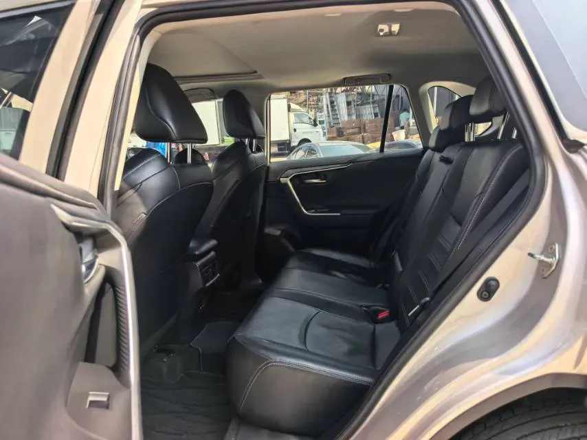 2023 Toyota Wildlander 2.0L 171HP L4 CVT,autocango,china used car exporter,china ev exporter,chinese used car exporter,chinese used ev exporter