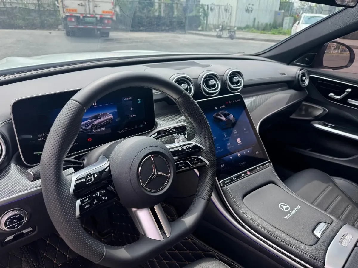 2025 Mercedes-Benz C Class 1.5T 204HP L4 9AT,autocango,china used car exporter,china ev exporter,chinese used car exporter,chinese used ev exporter