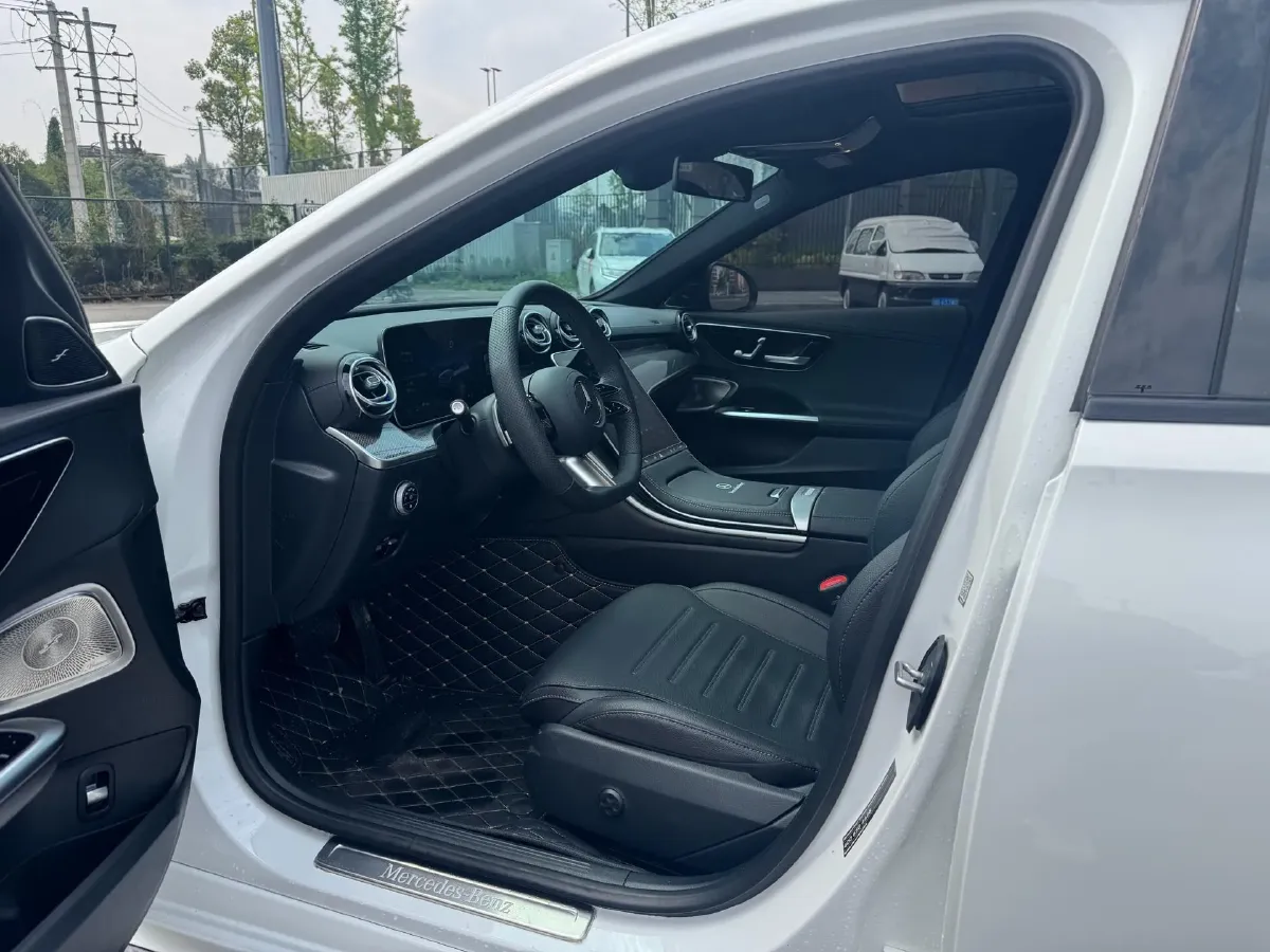 2025 Mercedes-Benz C Class 1.5T 204HP L4 9AT,autocango,china used car exporter,china ev exporter,chinese used car exporter,chinese used ev exporter