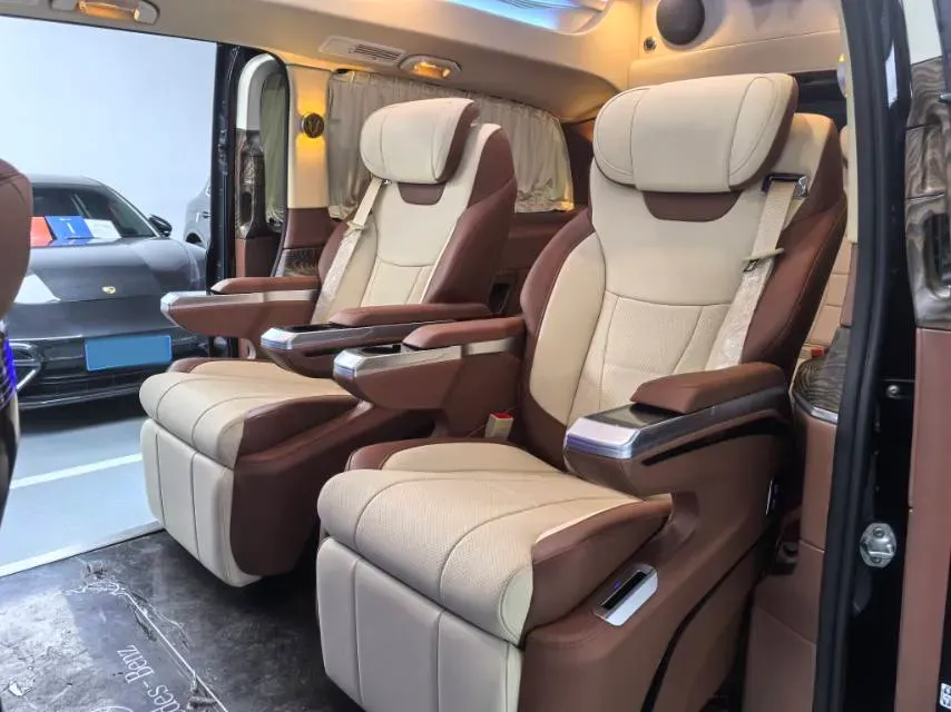 2018 Mercedes-Benz V Class 2.0T 211HP L4 7AT,autocango,china used car exporter,china ev exporter,chinese used car exporter,chinese used ev exporter