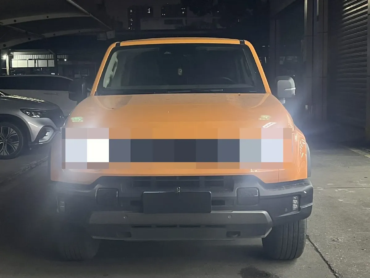 2024 Beijing BJ40 2.0T 245HP L4 8AT,autocango,china used car exporter,china ev exporter,chinese used car exporter,chinese used ev exporter