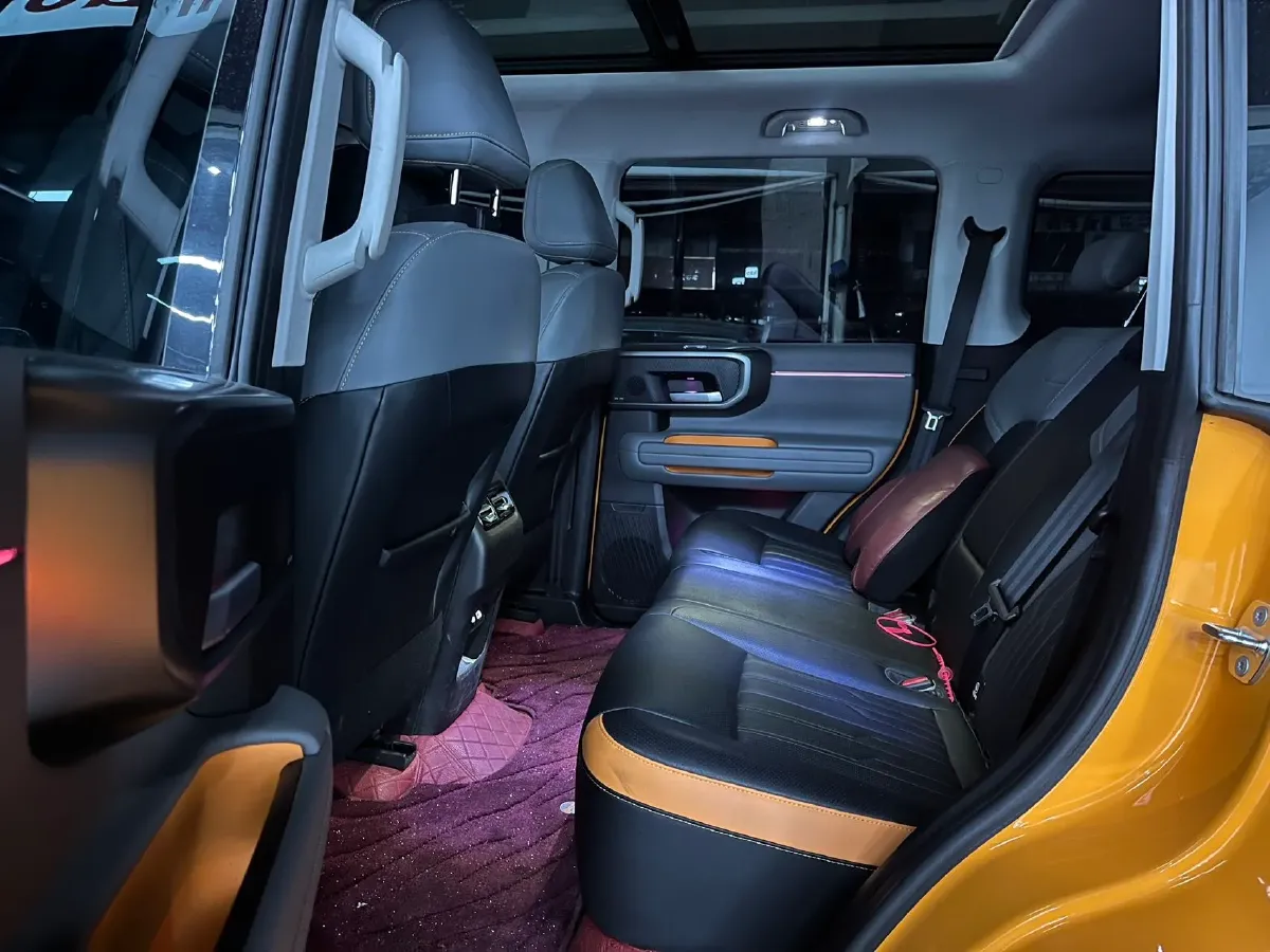 2024 Beijing BJ40 2.0T 245HP L4 8AT,autocango,china used car exporter,china ev exporter,chinese used car exporter,chinese used ev exporter