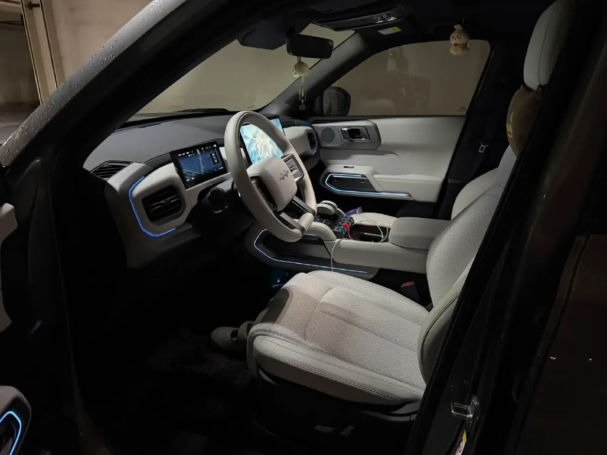 2025 FangChengBao Tai 3 BEV,autocango,china used car exporter,china ev exporter,chinese used car exporter,chinese used ev exporter