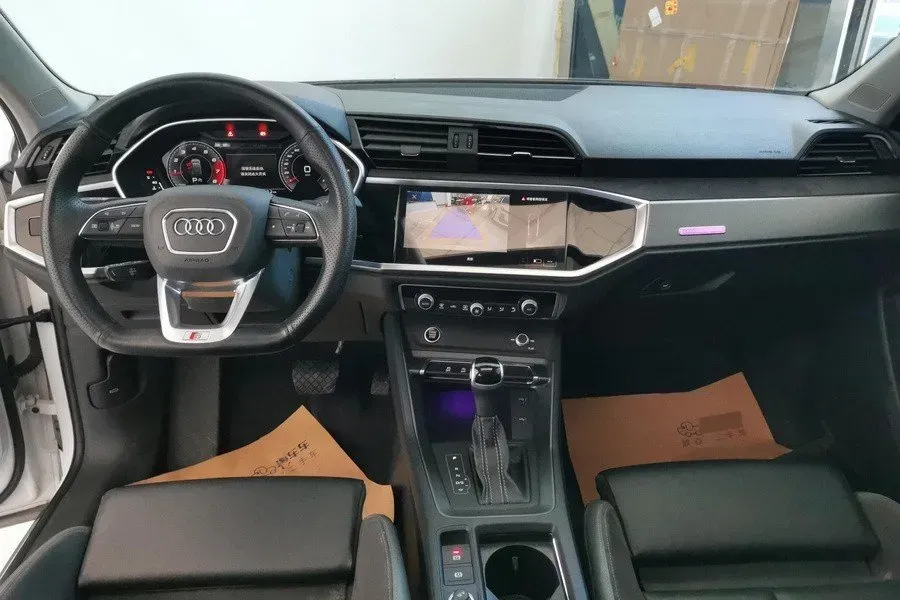 2023 Audi Q3 Sportback 2.0T 186HP L4 7DCT,autocango,china used car exporter,china ev exporter,chinese used car exporter,chinese used ev exporter