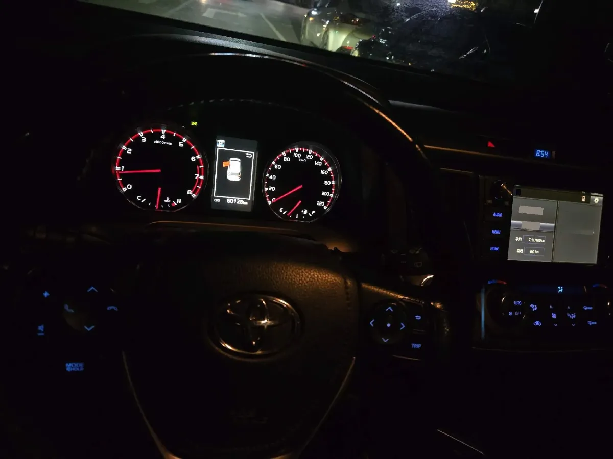 2016 Mitsubishi Outlander 2.0L 150HP L4 CVT,autocango,china used car exporter,china ev exporter,chinese used car exporter,chinese used ev exporter