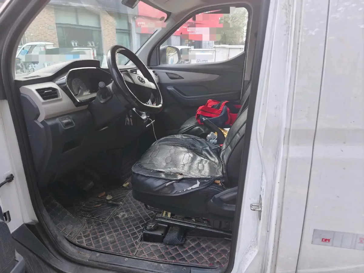 2023 MAXUS EV30 BEV 41.86KWH,autocango,china used car exporter,china ev exporter,chinese used car exporter,chinese used ev exporter