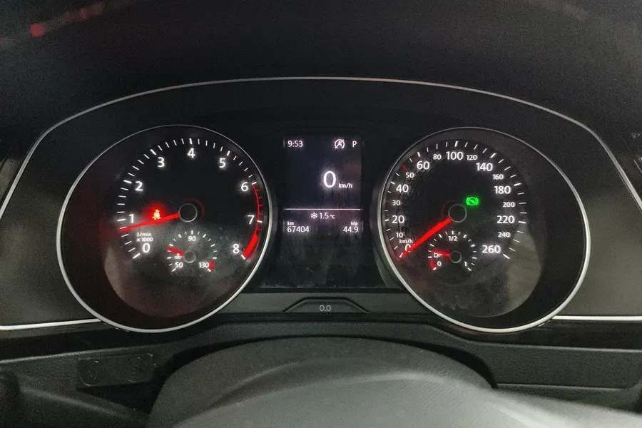 2020 Volkswagen Magotan 2.0T 186HP L4 7DCT,autocango,china used car exporter,china ev exporter,chinese used car exporter,chinese used ev exporter