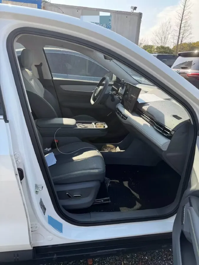 2025 Bestune YueYi 03 BEV 61.47KWH,autocango,china used car exporter,china ev exporter,chinese used car exporter,chinese used ev exporter