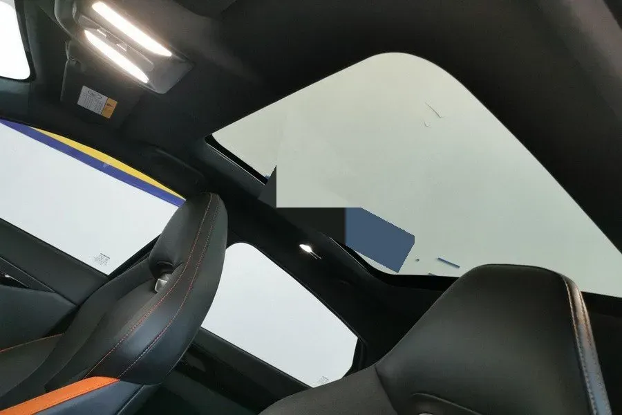 2022 ChangAn UNI-V 1.5T 188HP L4 7DCT,autocango,china used car exporter,china ev exporter,chinese used car exporter,chinese used ev exporter