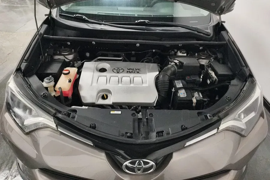 2019 Toyota Camry 2.0L 178HP L4 CVT,autocango,china used car exporter,china ev exporter,chinese used car exporter,chinese used ev exporter