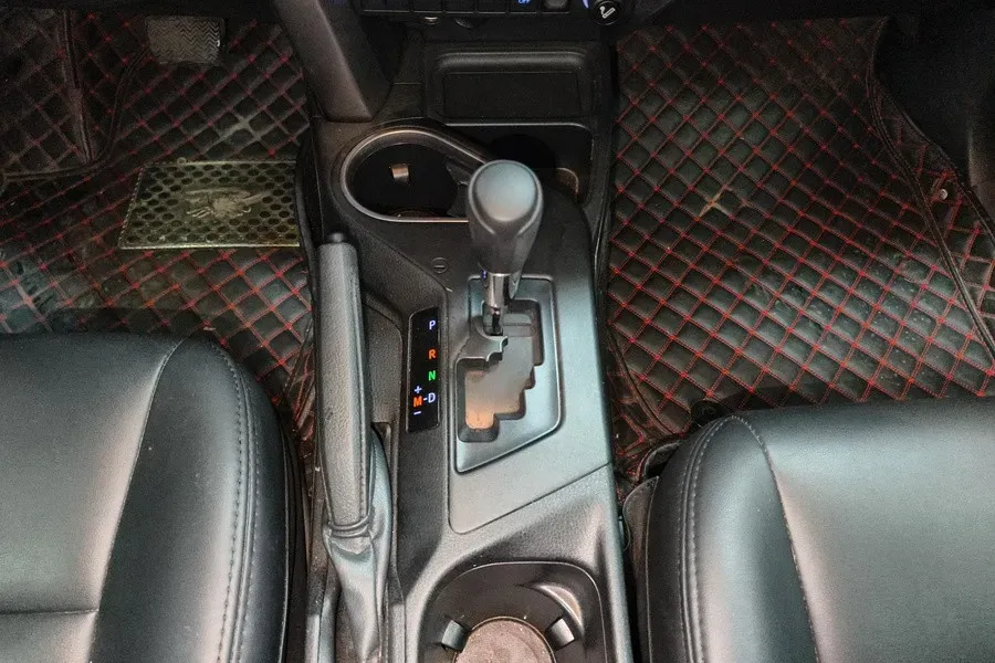 2019 Toyota Camry 2.0L 178HP L4 CVT,autocango,china used car exporter,china ev exporter,chinese used car exporter,chinese used ev exporter