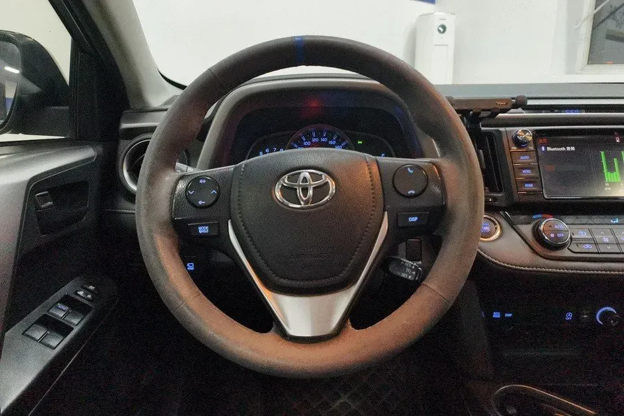 2019 Toyota Camry 2.0L 178HP L4 CVT,autocango,china used car exporter,china ev exporter,chinese used car exporter,chinese used ev exporter