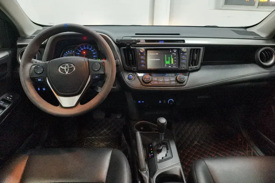 2019 Toyota Camry 2.0L 178HP L4 CVT,autocango,china used car exporter,china ev exporter,chinese used car exporter,chinese used ev exporter