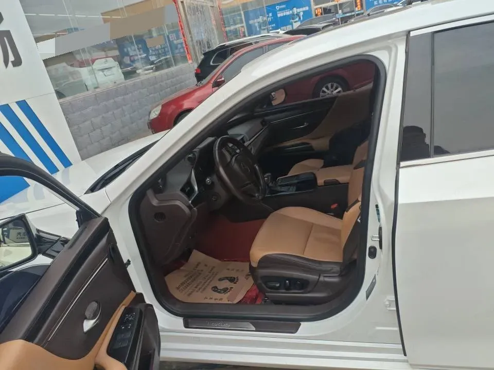 2018 Lexus ES 2.5L 207HP L4 8AT,autocango,china used car exporter,china ev exporter,chinese used car exporter,chinese used ev exporter