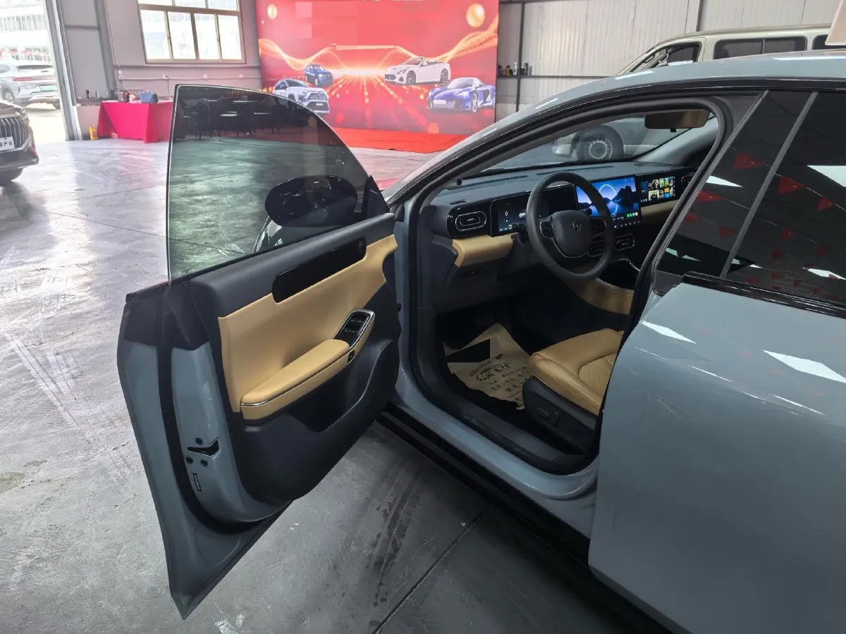 2024 Leapmotor C01 BEV 62.8KWH,autocango,china used car exporter,china ev exporter,chinese used car exporter,chinese used ev exporter