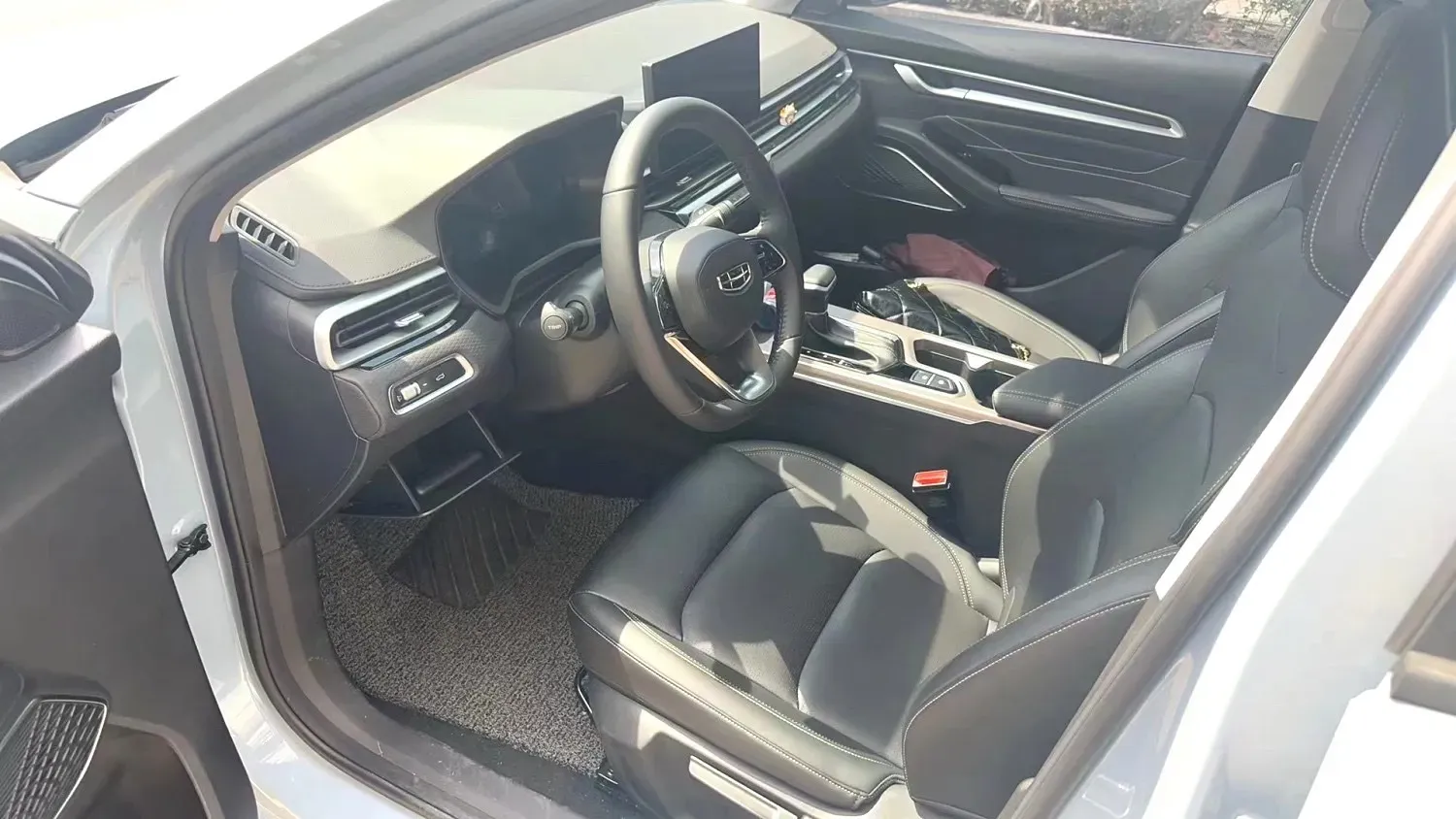 2023 Geely Emgrand 1.5L 127HP L4 CVT,autocango,china used car exporter,china ev exporter,chinese used car exporter,chinese used ev exporter