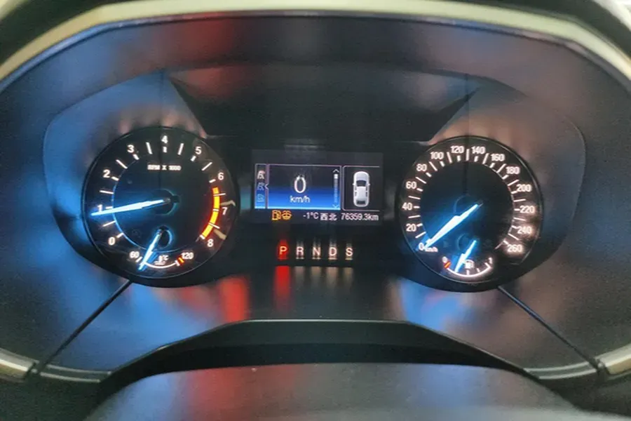 2018 Ford Edge 2.0T 245HP L4 6AT,autocango,china used car exporter,china ev exporter,chinese used car exporter,chinese used ev exporter