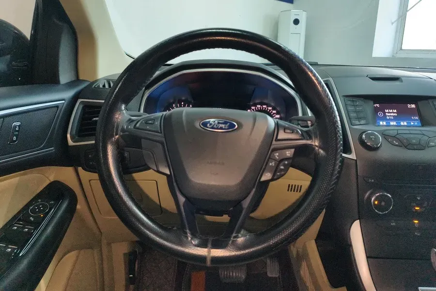 2018 Ford Edge 2.0T 245HP L4 6AT,autocango,china used car exporter,china ev exporter,chinese used car exporter,chinese used ev exporter