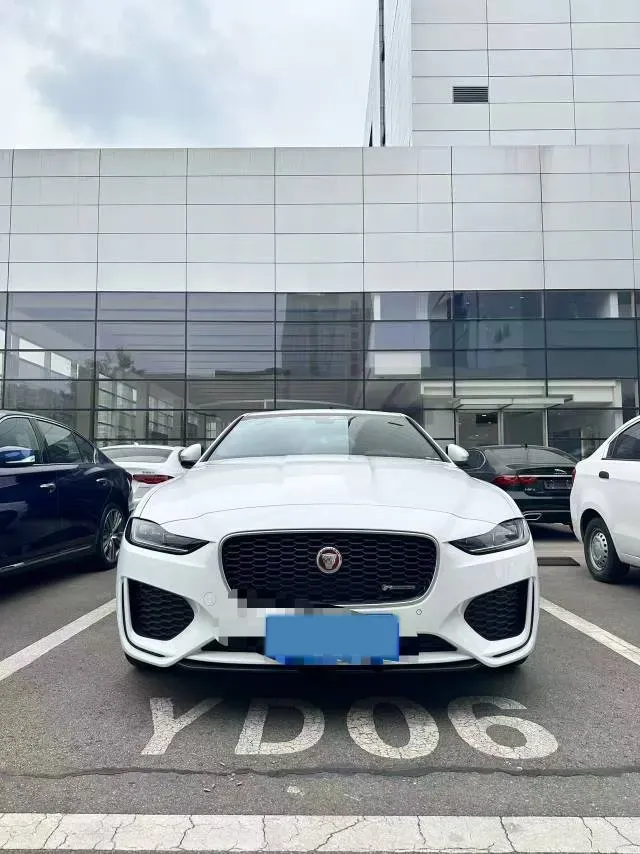 2023 Jaguar XEL 2.0T 250HP L4 8AT,autocango,china used car exporter,china ev exporter,chinese used car exporter,chinese used ev exporter