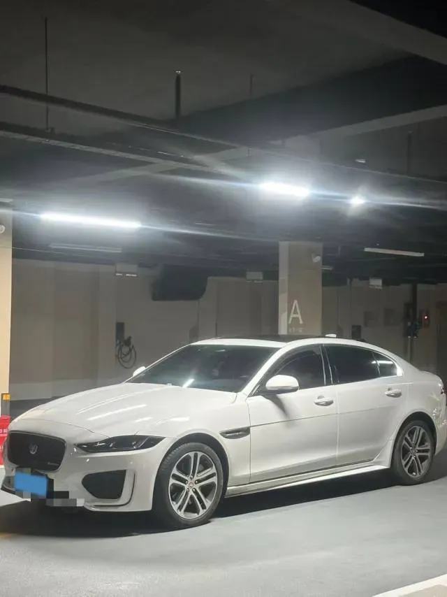 2023 Jaguar XEL 2.0T 250HP L4 8AT,autocango,china used car exporter,china ev exporter,chinese used car exporter,chinese used ev exporter