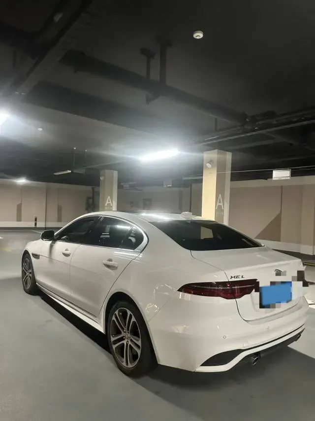 2023 Jaguar XEL 2.0T 250HP L4 8AT,autocango,china used car exporter,china ev exporter,chinese used car exporter,chinese used ev exporter