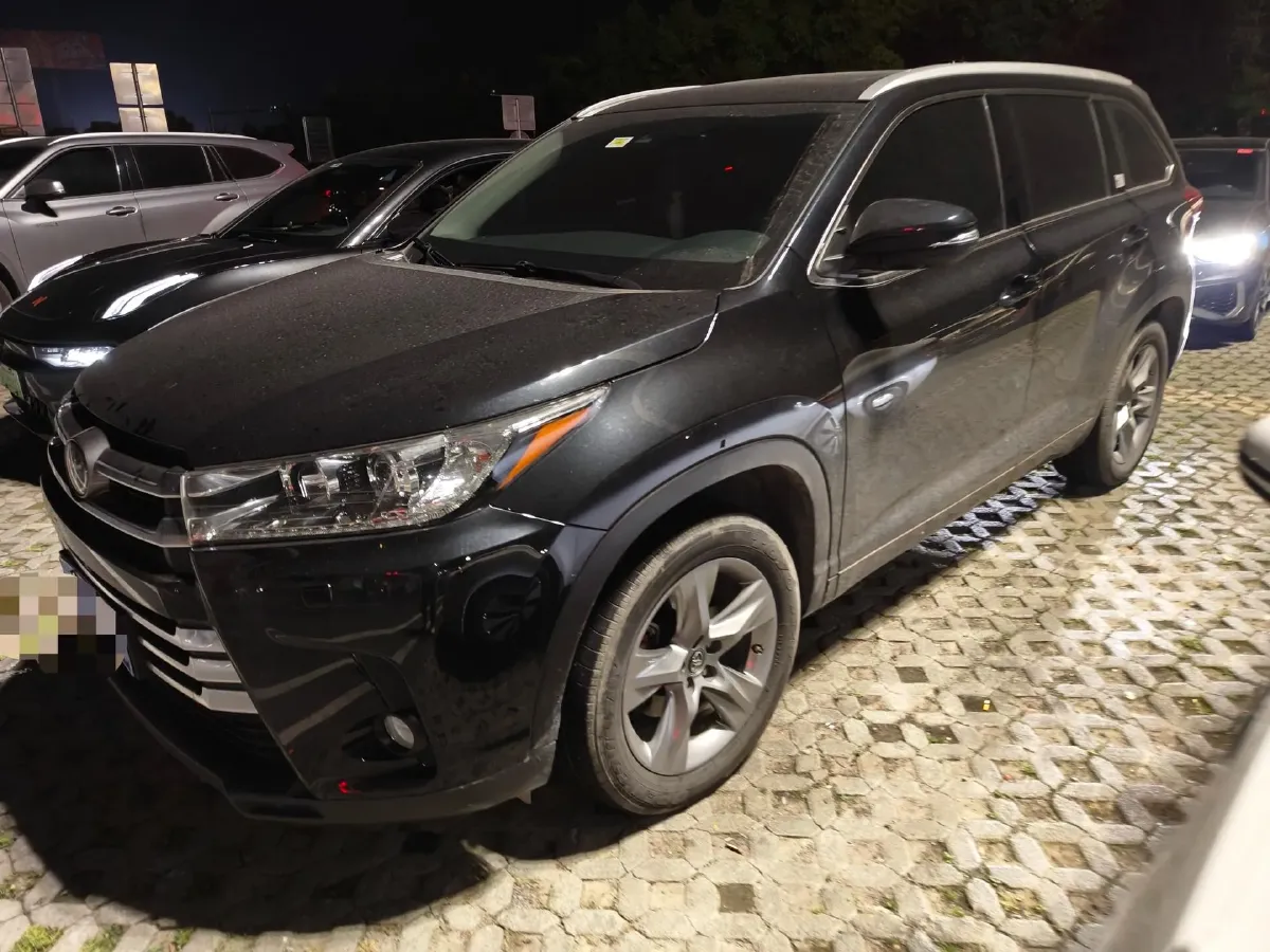 2020 Toyota Highlander 2.0T 220HP L4 6AT,autocango,china used car exporter,china ev exporter,chinese used car exporter,chinese used ev exporter