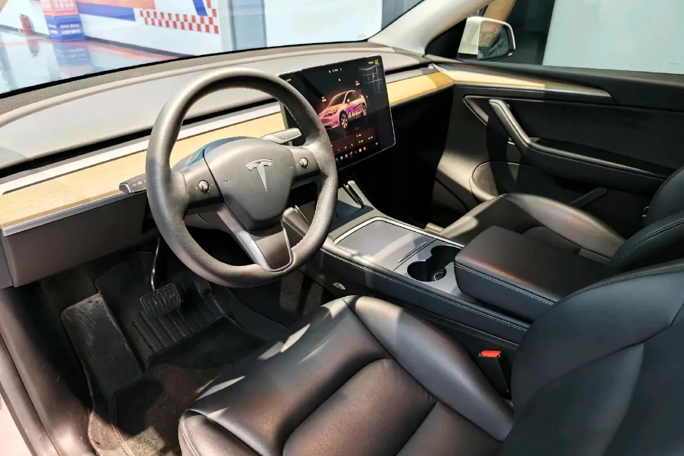 2022 Tesla Model Y BEV 60KWH,autocango,china used car exporter,china ev exporter,chinese used car exporter,chinese used ev exporter