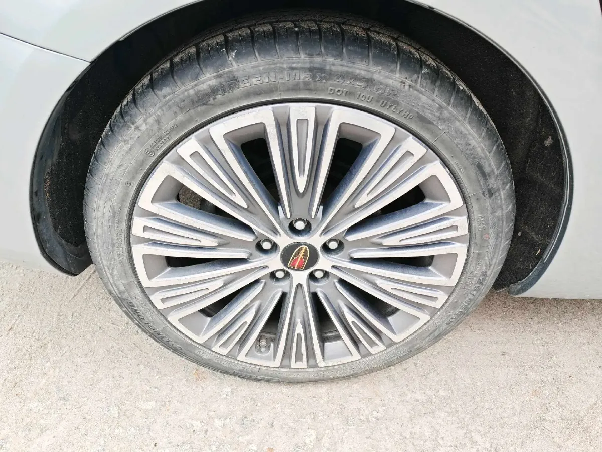 2022 HongQi H5 1.5T 169HP L4 7DCT,autocango,china used car exporter,china ev exporter,chinese used car exporter,chinese used ev exporter