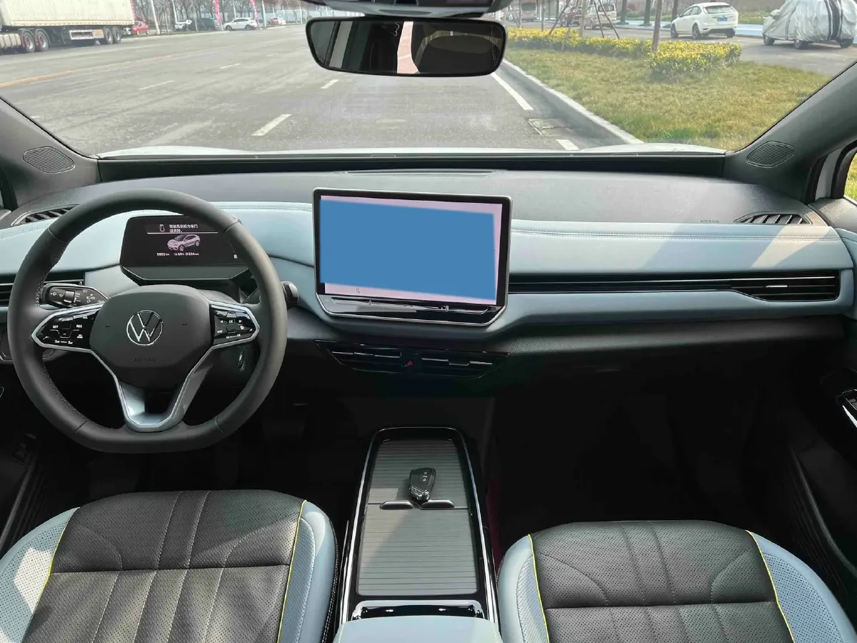 2025 Volkswagen ID.4 X BEV 52.8KWH,autocango,china used car exporter,china ev exporter,chinese used car exporter,chinese used ev exporter