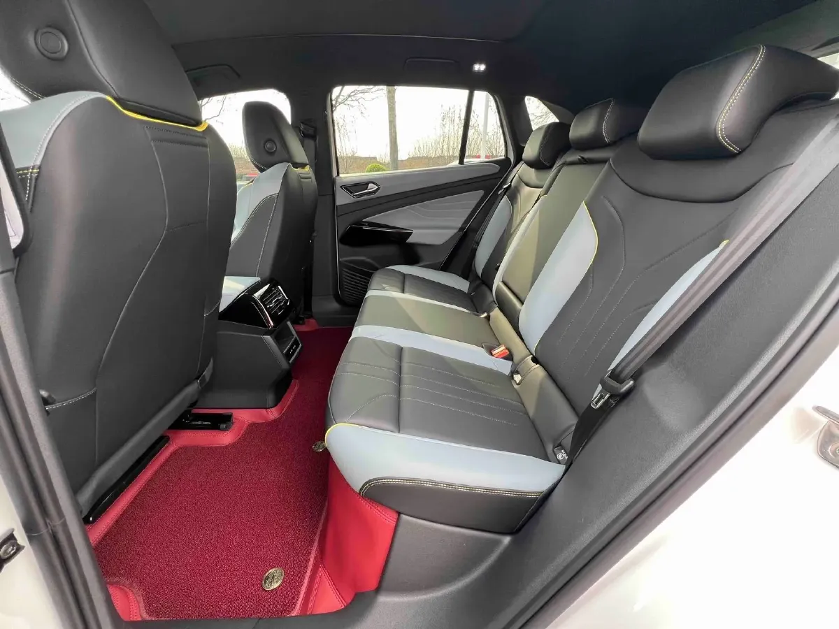 2025 Volkswagen ID.4 X BEV 52.8KWH,autocango,china used car exporter,china ev exporter,chinese used car exporter,chinese used ev exporter