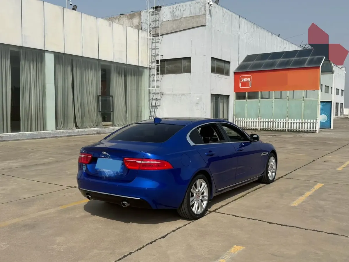 2019 Land Rover Discovery Sport 2.0T 200HP L4 9AT,autocango,china used car exporter,china ev exporter,chinese used car exporter,chinese used ev exporter