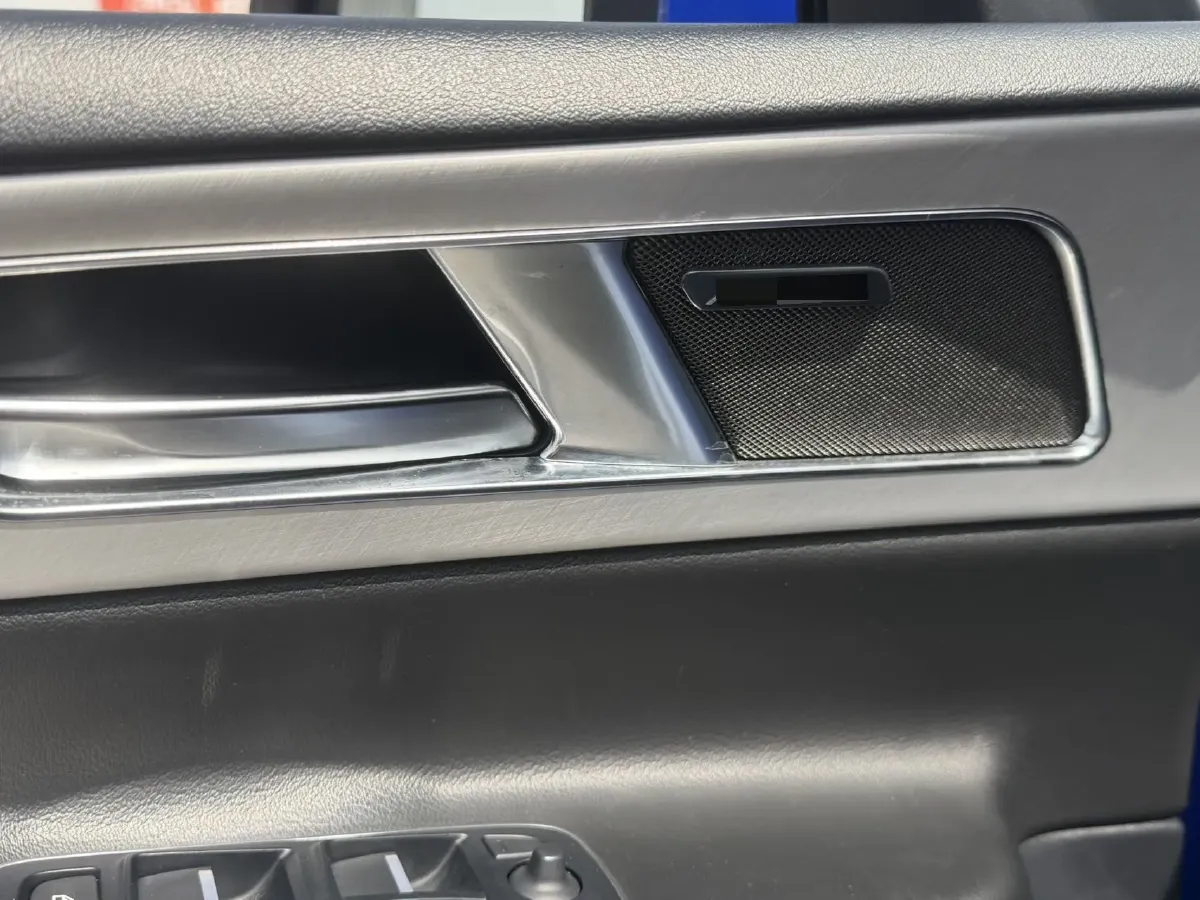 2019 Land Rover Discovery Sport 2.0T 200HP L4 9AT,autocango,china used car exporter,china ev exporter,chinese used car exporter,chinese used ev exporter